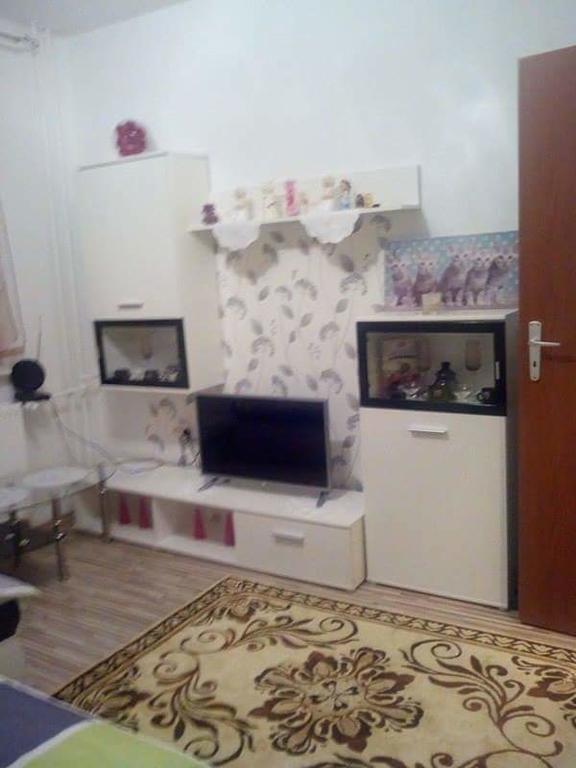 Apartman Nova Lesna Appartement Buitenkant foto